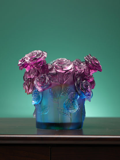 Glass Vase with Rose Bouquet Home Decoration